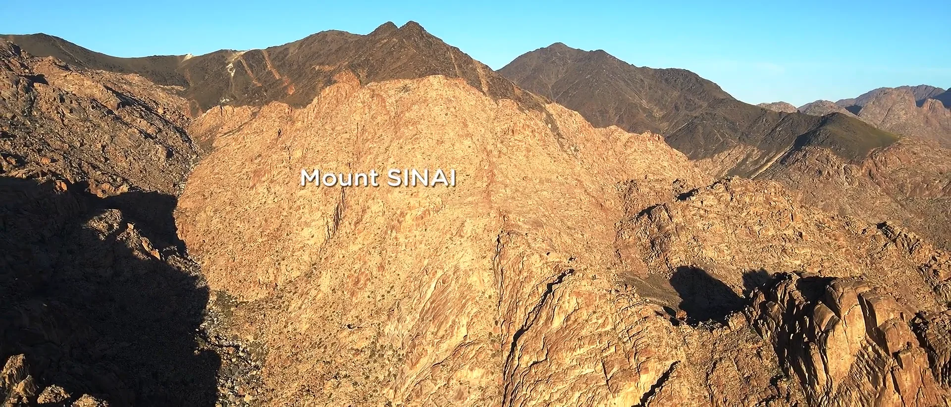 BERG SINAI in Arabia - On Wheels Travel