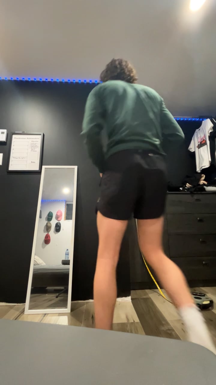 Watch kyllian gimenez's Height: 72.2 inches