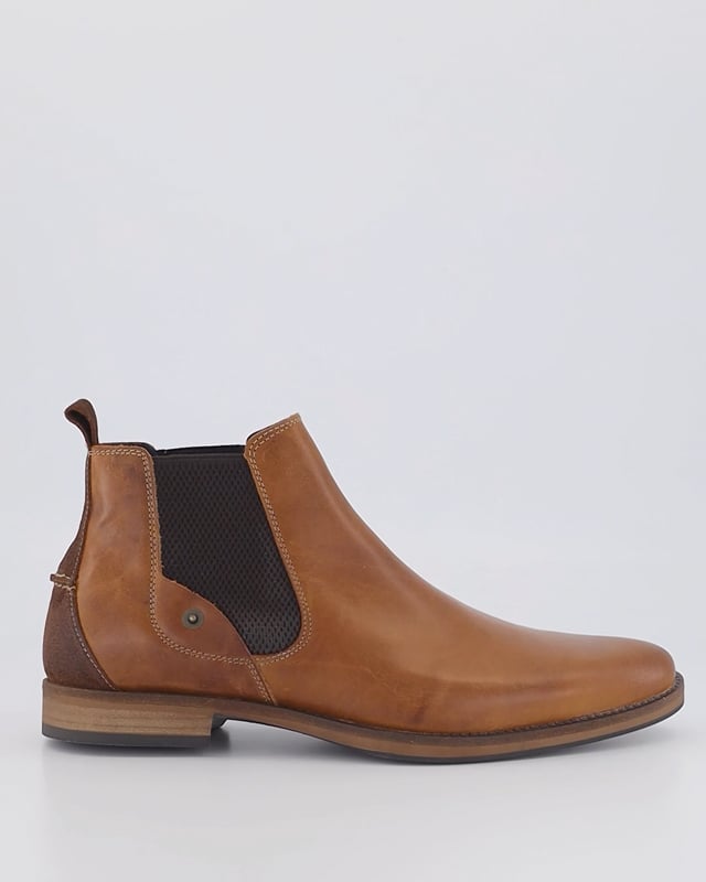 JEORGE / Tan