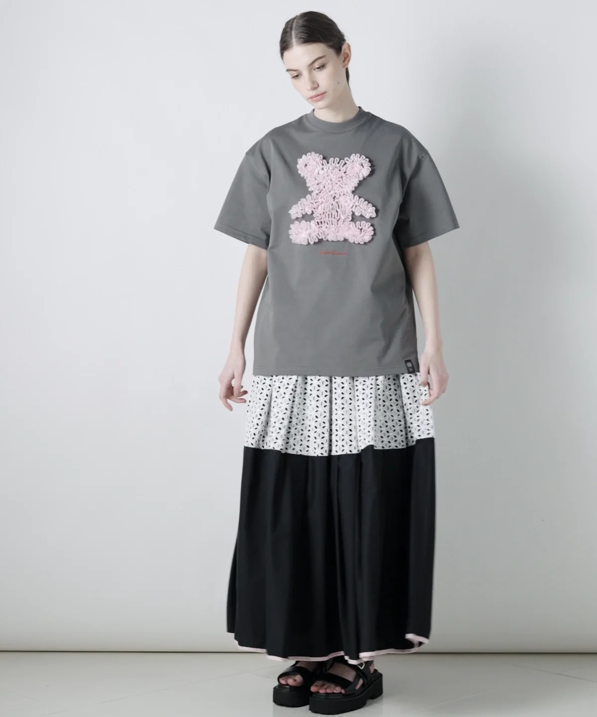 DSC / レース刺繍ピンクベアTシャツ TOPS Night STORE | ダブル DSC / レース刺繍ピンクベアTシャツ TOPS Night STORE | ダブル