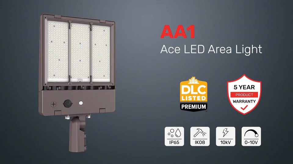 ANTIFONI リーディングランプ Inagua LED Sconce - 3 Light | Shades of Light