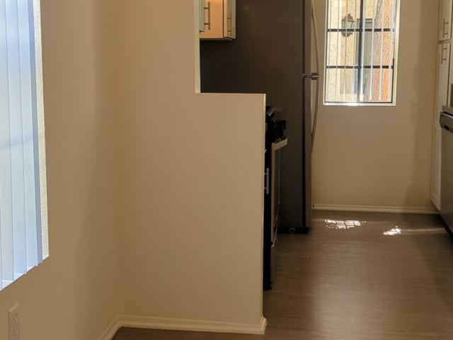 Looking for 1 housemate to share 2bed/2ba in MM Main Photo