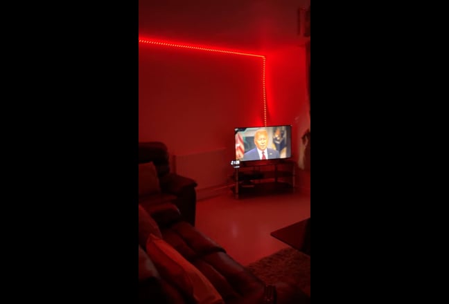 Professional Female House share Main Photo