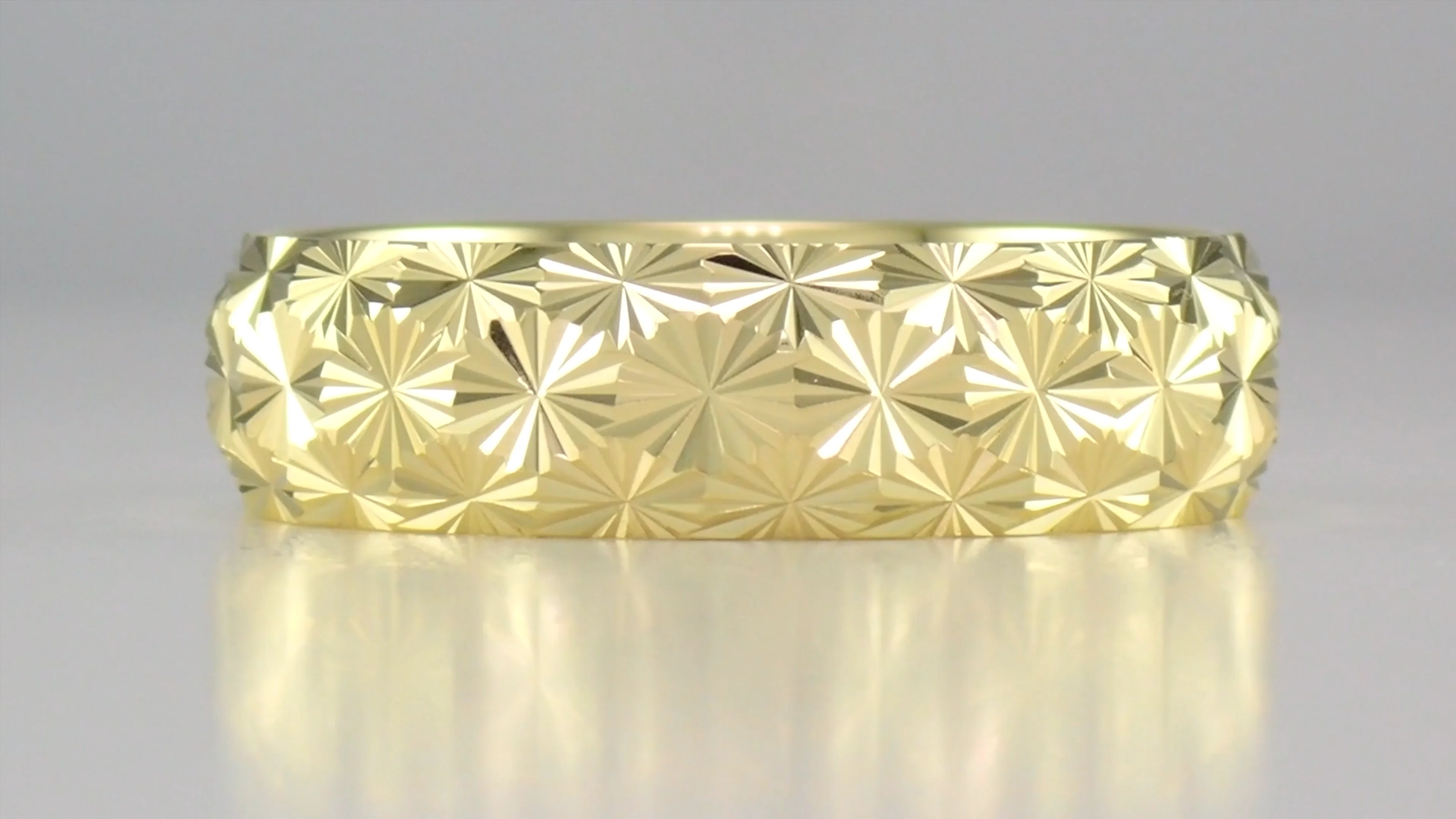 Retro Mid Century Modern Starburst Carved Wedding Band - Yellow