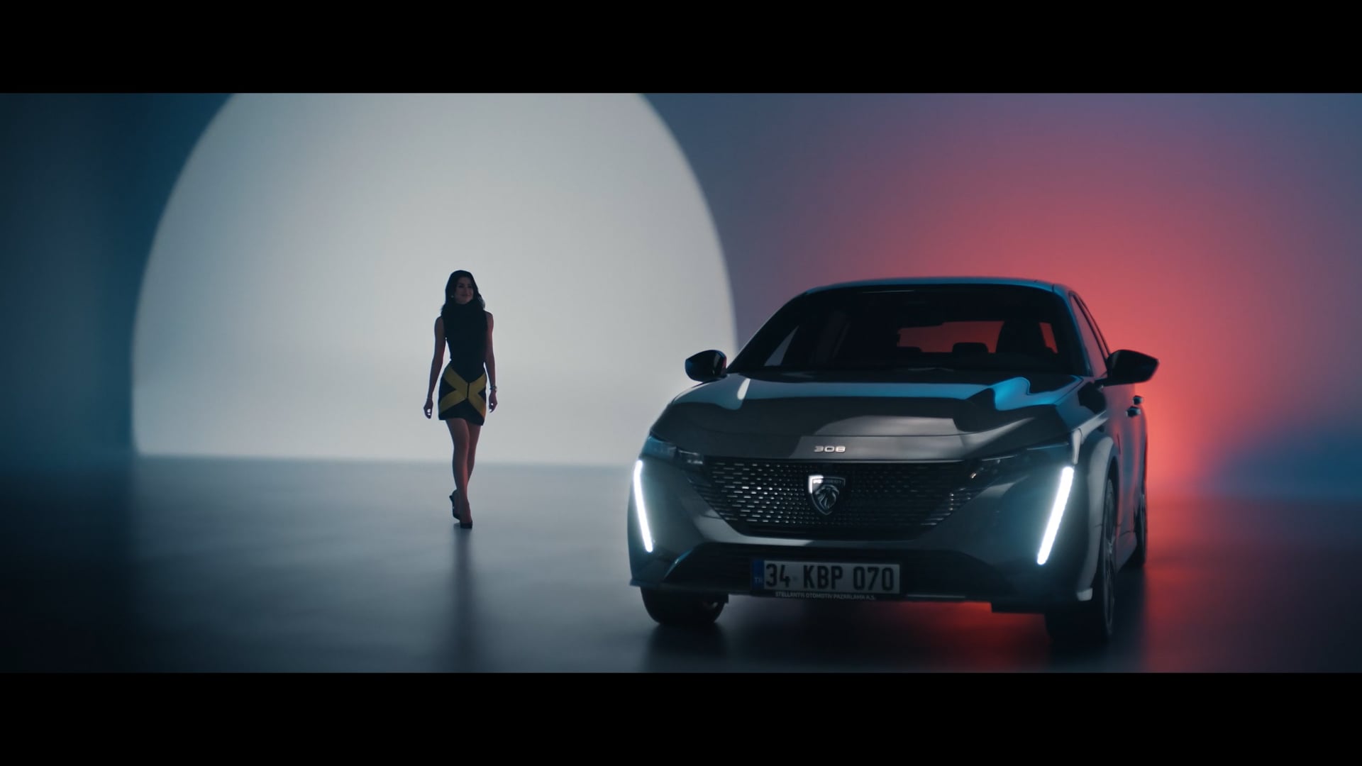 Peugeot E-308 I Nesrin Cavadzade