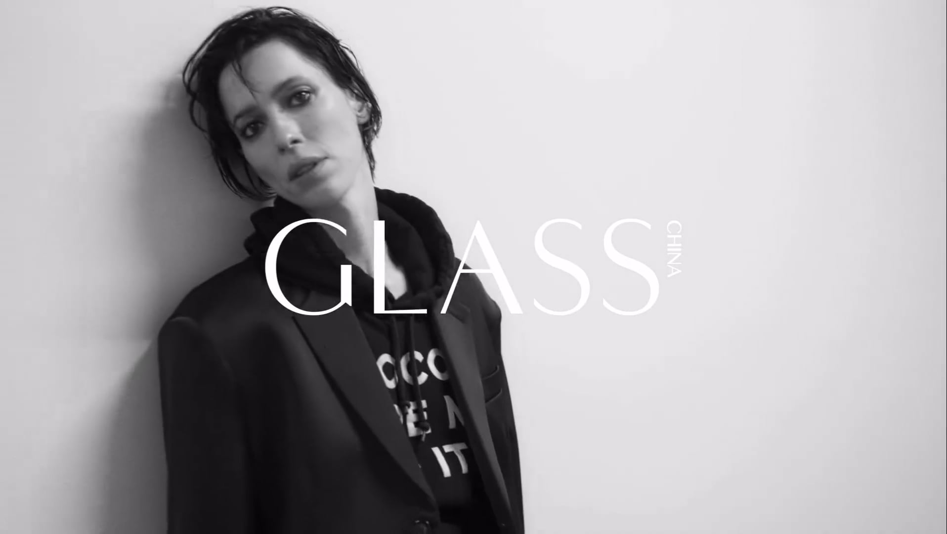 GLASS MAGAZINE 