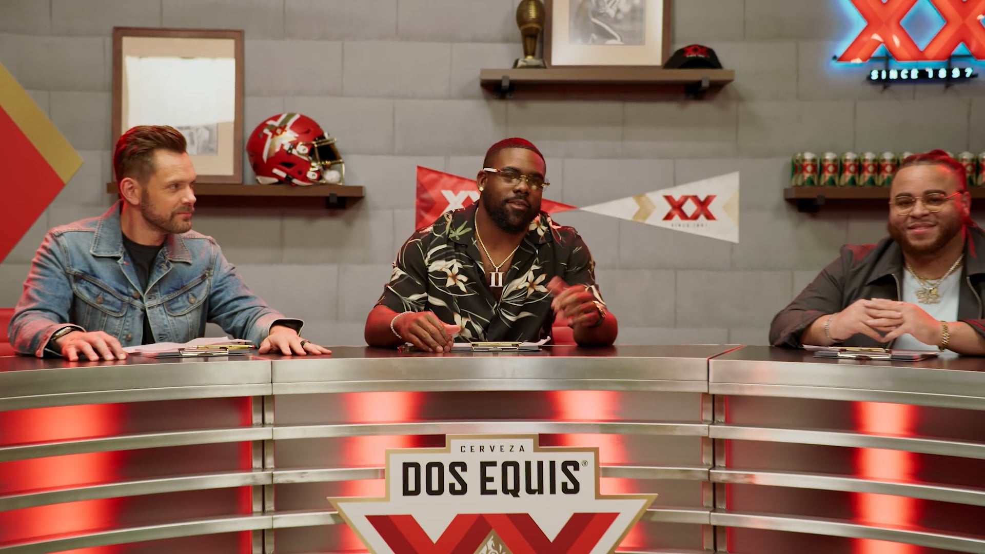 Dos Equis | Tailgate Throwdown