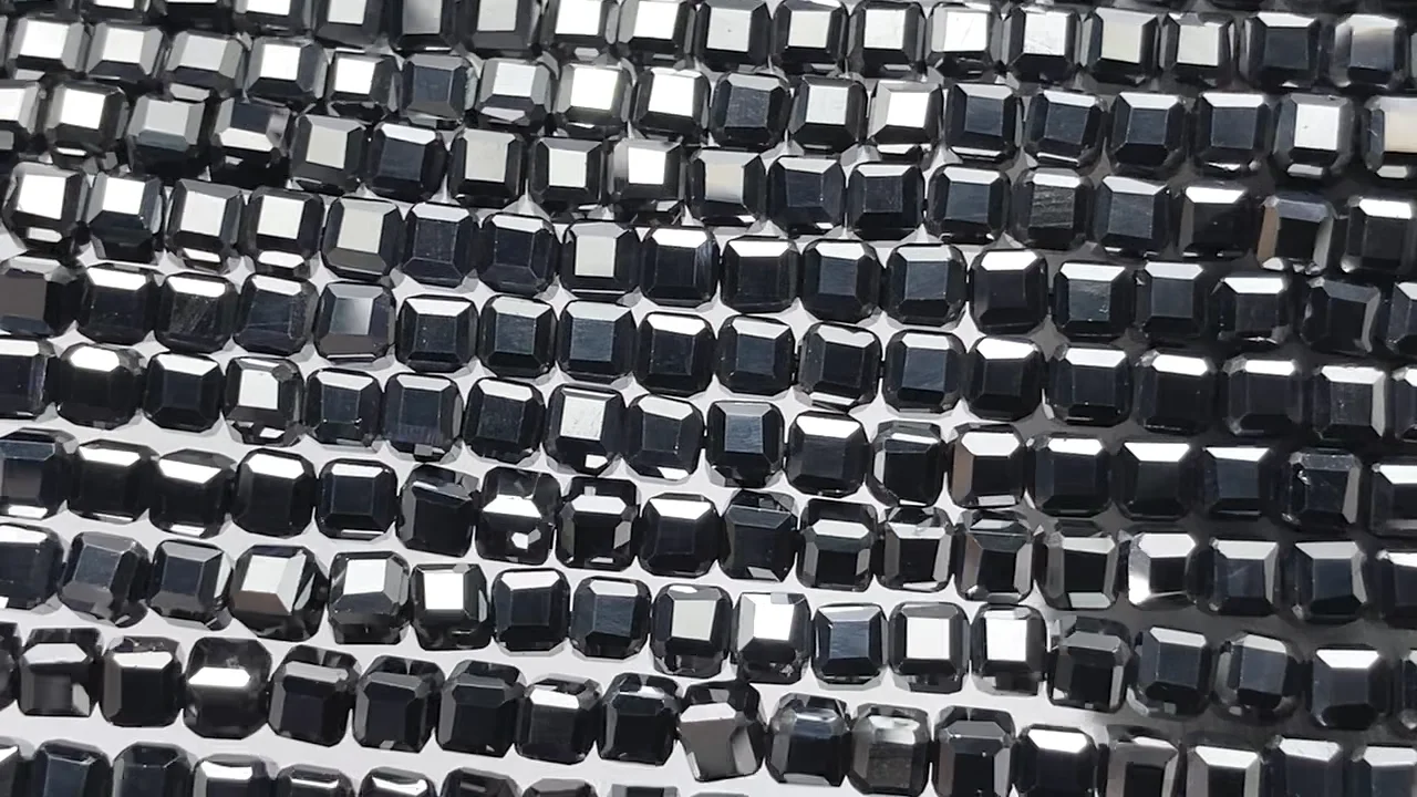高純度テラヘルツ鉱石 キューブカット3×3×3mm 1連(約37cm)【素晴らしい