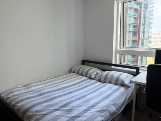 Canary Wharf - Double Bedroom - Available Now Main Photo