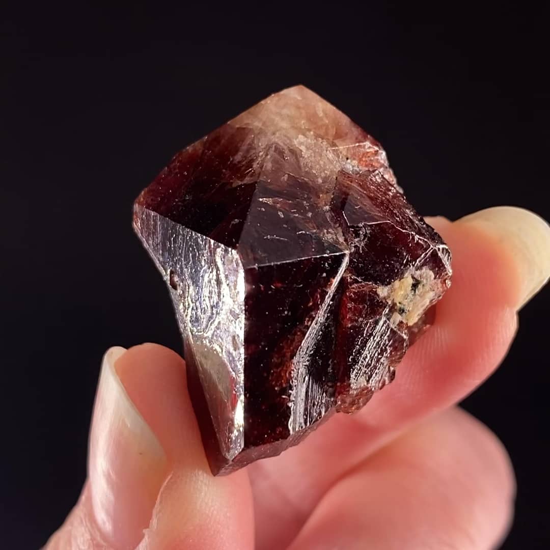 Red Zircon on Vimeo