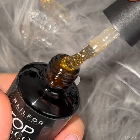 Video: Top shiny Gold Disco without dispersion - 15ml