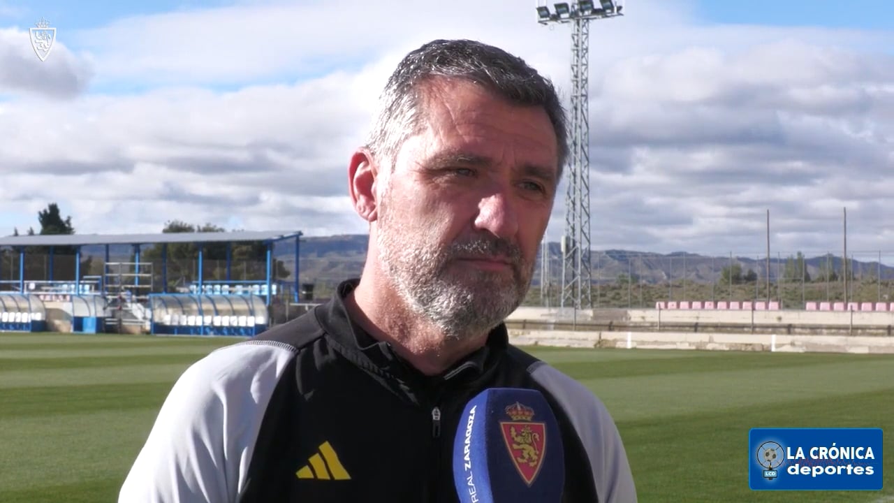 EMILIO LARRAZ (Entrenador Deportivo Aragón) Uno de los mejores técnicos del fútbol aragones, renueva con el filial hasta 2026