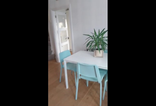 Double Room in Immaculate House Main Photo