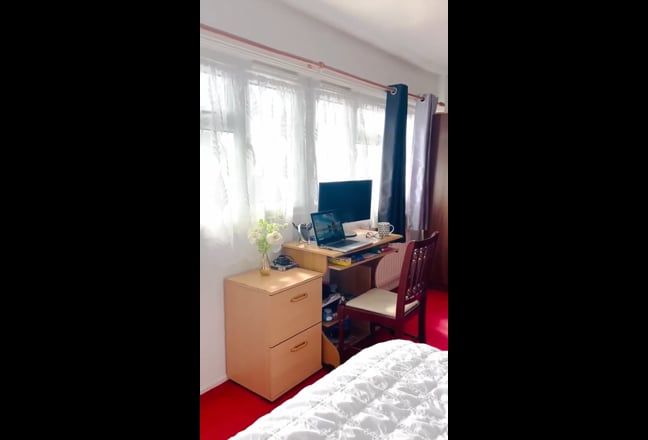 A Beautiful cozzy home to share Main Photo