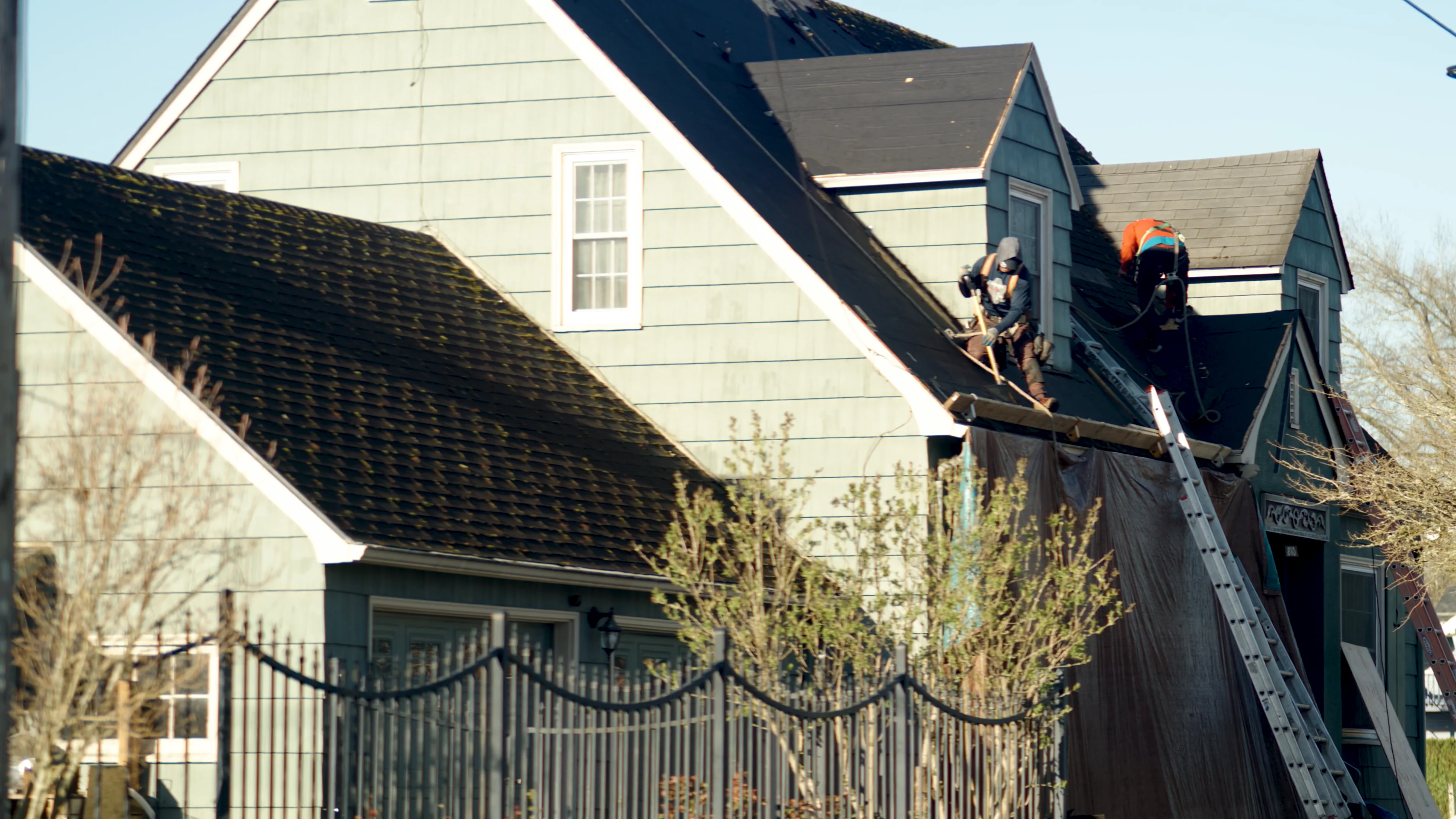 Sherwin-Williams Roofing Solutions – Watts Removal Products