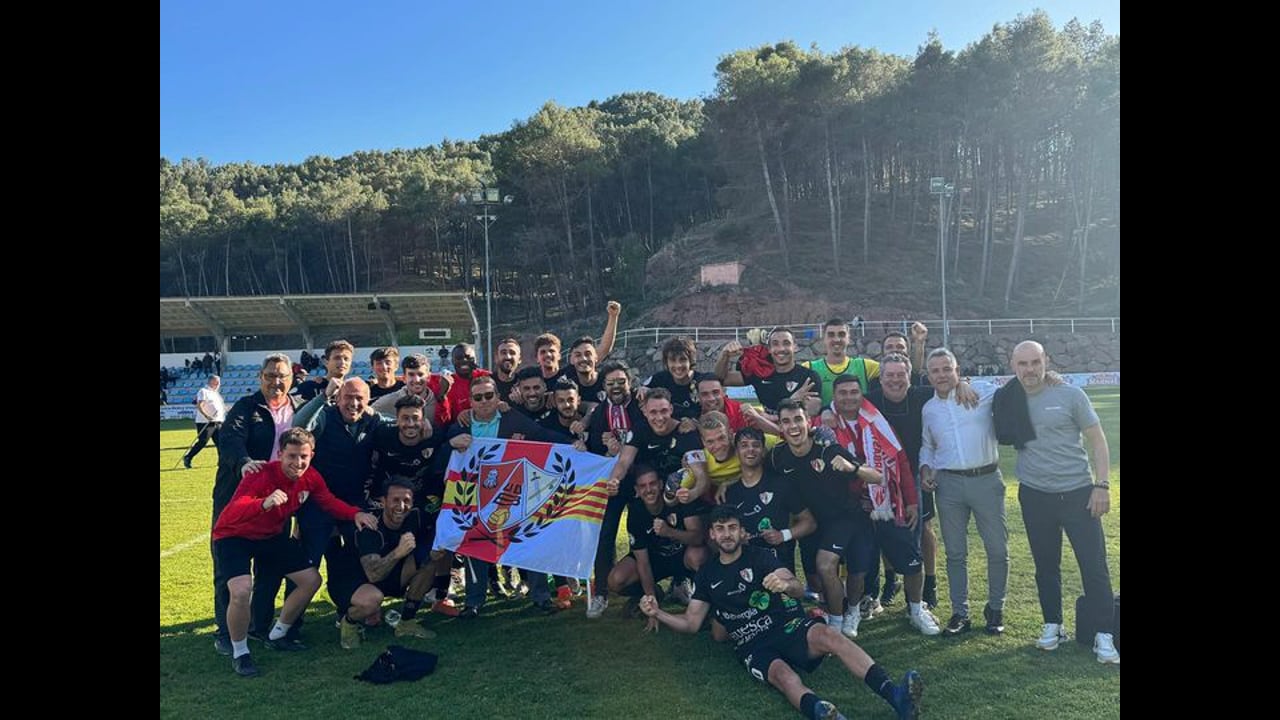 (RESUMEN Y GOLES) La Unión salva la categoría y es equipo de 2ª Rfef) CD Náxara 0-3 UD Barbastro / Jor. 32 - Segunda Rfef / Gr 2
