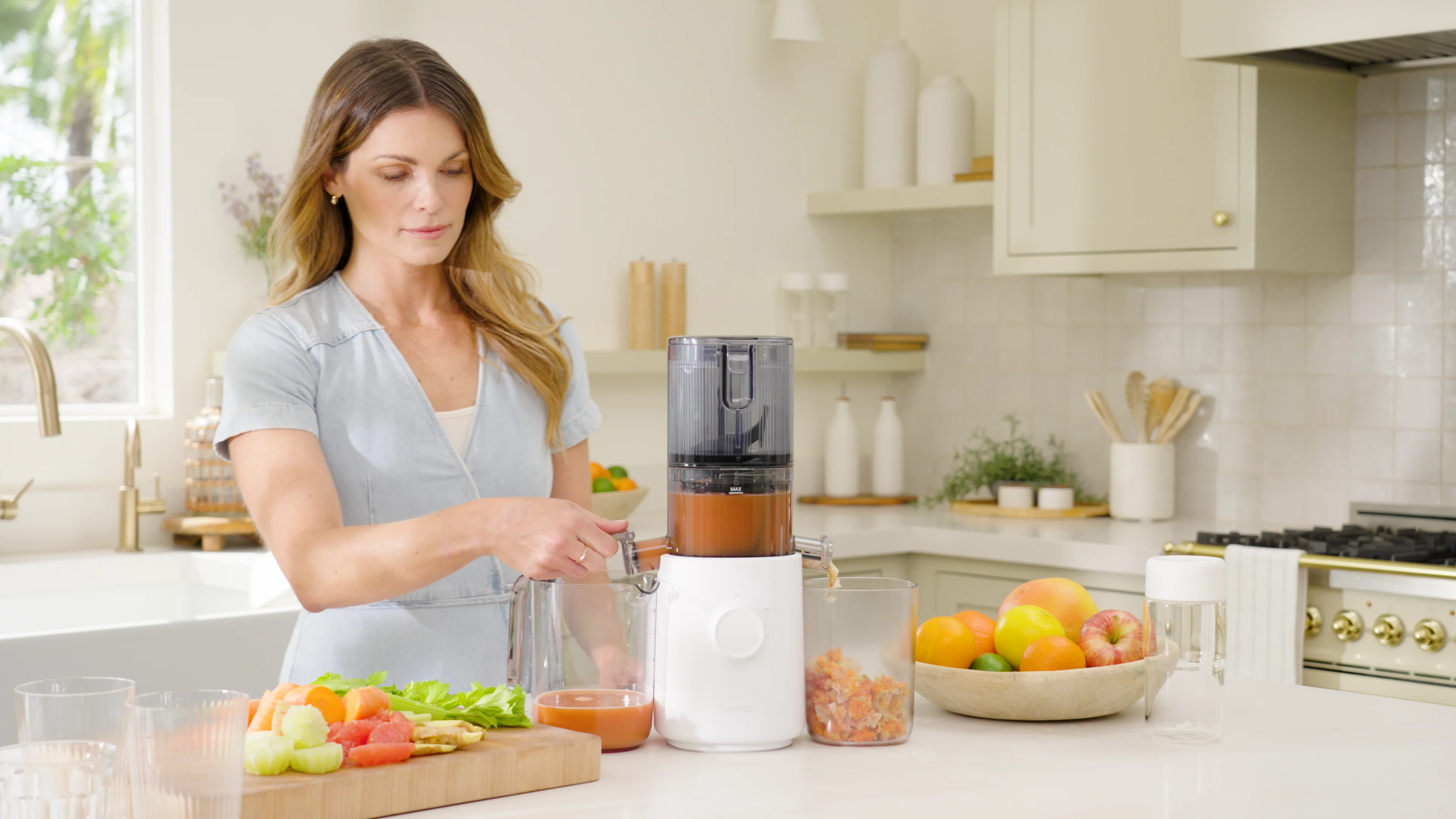 Nama J3 Cold Press Juicer