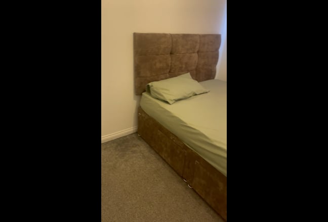 Double Room for Rent Main Photo