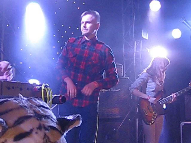 Motorama - Little Lips (Live Strelka/Moscow 13/08/2011)  