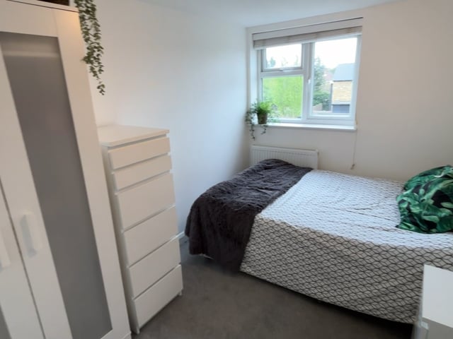 Last Chance to Live in Nicest Co-Living Epsom Main Photo