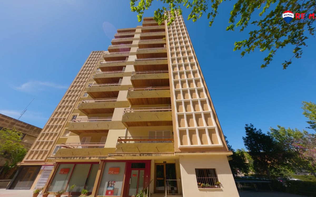 Flat for Sale in Figueres