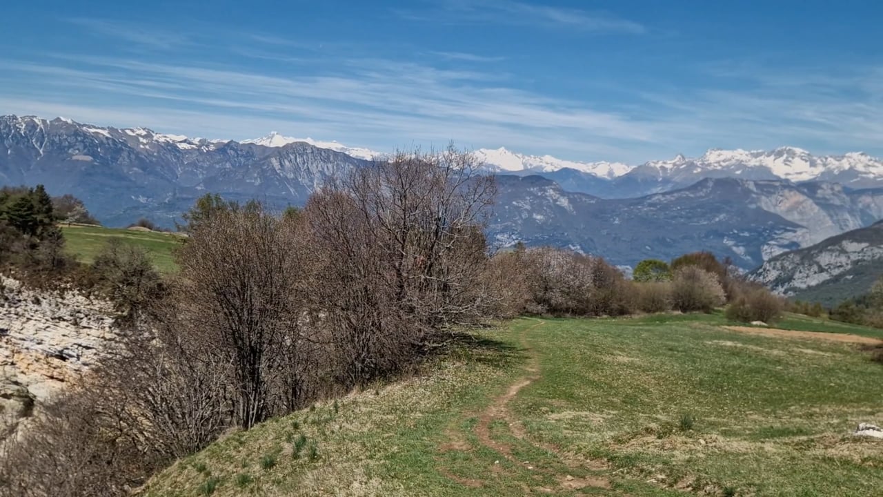 Razgled z Monte Creino na Gardsko jezero