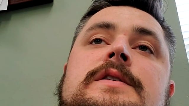 Video review of GuitarZoom by James B.