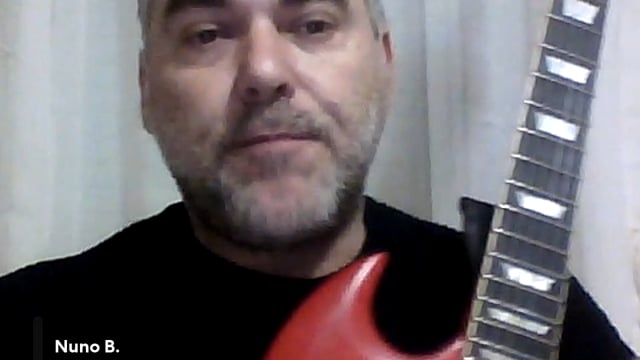 Video review of GuitarZoom by Nuno B.