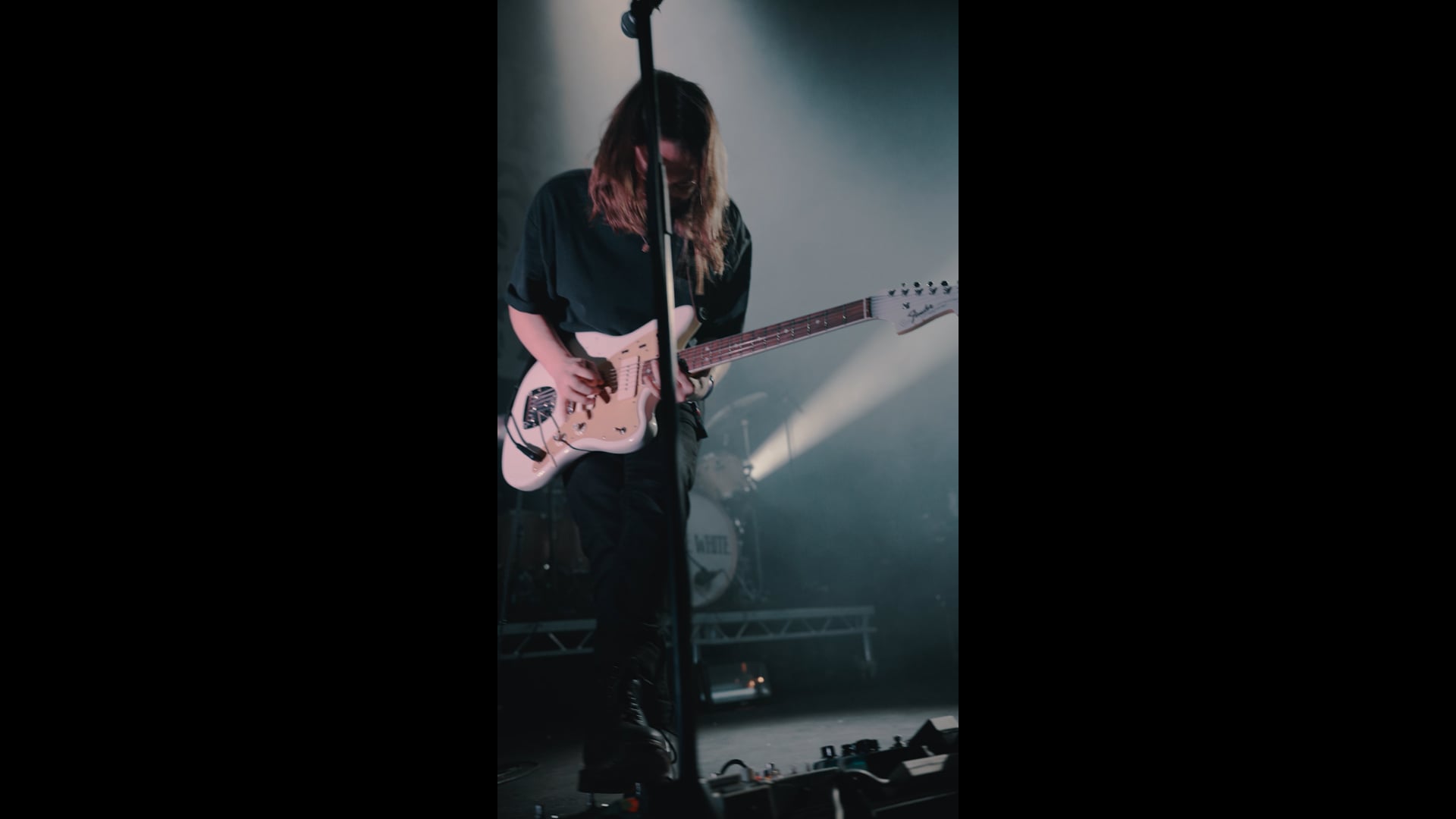 THE PALE WHITE - SOCIAL (Waves Festival Clip)