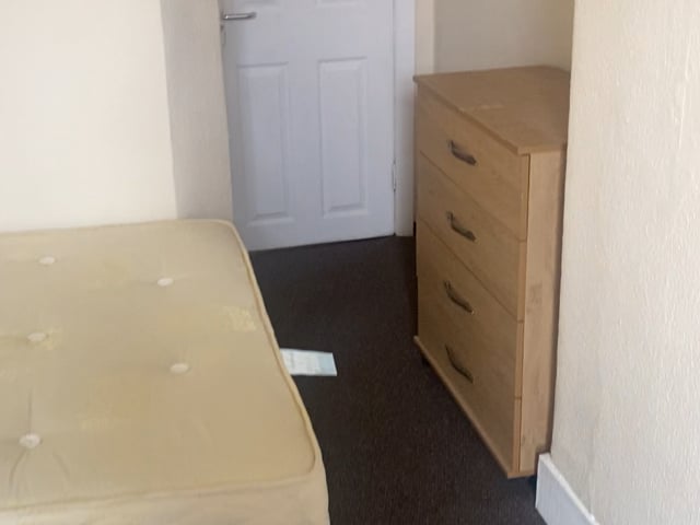 Room to let in N17-Ideal for STUDENT Main Photo