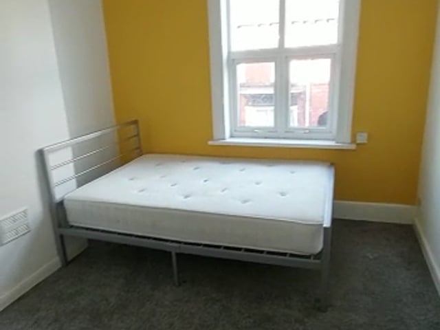 Video 1: Large Luxury Double - £350/Month. All Bills Included. 