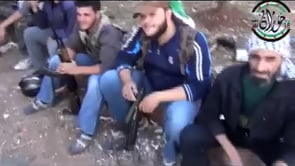 عناصر لواء عامود حوران قبل ذهابهم الى جبهة بصر الحرير في ريف درعا