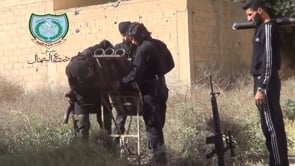 قصف معاقل النظام بصواريخ محلية الصنع من قبل جيش درع الشمال في ريف دير الزور