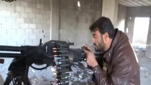 اشتباكات بين عناصر لواء الحمد الإسلامي وقوات النظام في حي الحويقة في دير الزور