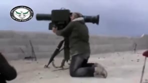 استهداف دبابة بصاروخ السهم الأحمر من قبل لواء حمزة أسد الله في مدينة إنخل في محافظة درعا