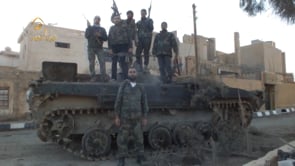 اغتنام عربة بي ام بي في مدينة دير الزور