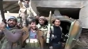 اغتنام عربة بي ام بي بعد السيطرة على حاجز الثروة السمكية بالقرب من مطار دير الزور