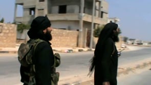 اغتنام دبابة T72 وعدد من العربات في باب الهوى في محافظة إدلب