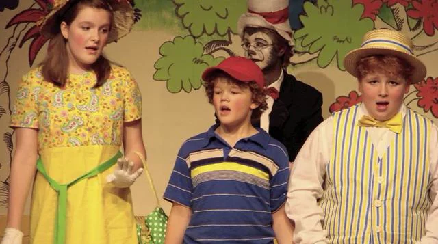 Seussical Jr at GSL School, April 2011 on Vimeo