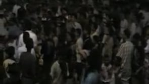 مظاهرة مسائية في حي دير بعلبة في مدينة حمص ترسل رسالة إلى ميشيل كيلو