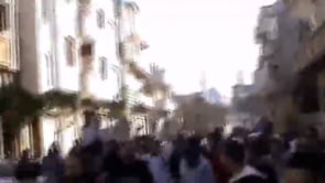 مظاهرة أثناء وجود لجنة المراقبين الدوليين في حي الخالدية في مدينة حمص