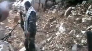 استهداف مقرات النظام بقذائف الهاون في قمة النبي يونس من قبل كتيبة العز بن عبد السلام في ريف اللاذقية