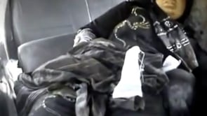 عناصر كتيبة نحن رجال الساحل تقوم باسعاف المدنيين الذين تم استهدافهم من قبل قوات النظام في ريف اللاذقية