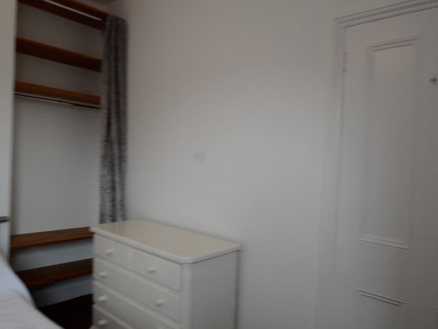 Video 1: Large Double Room with plenty of storage 