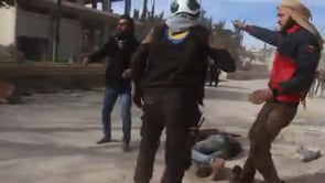 سقوط جرحى وقتلى بقصف صاروخي استهدف عدة أحياء سكنية وأحد الأسواق الشعبية في مدينة معرة النعمان في محافة إدلب