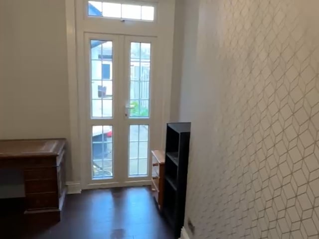 Video 1: Bedroom for rent