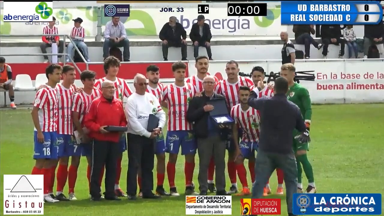 ASÍ LES CONTÁBAMOS COMO LA UD BARBASTRO CERRABA LA TEMPORADA EN CASA CON UNA VICTORIA EN UN GRAN PARTIDO.