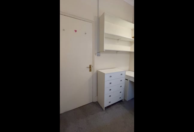 Quiet Sanctuary in Victoria Hub -double room Main Photo