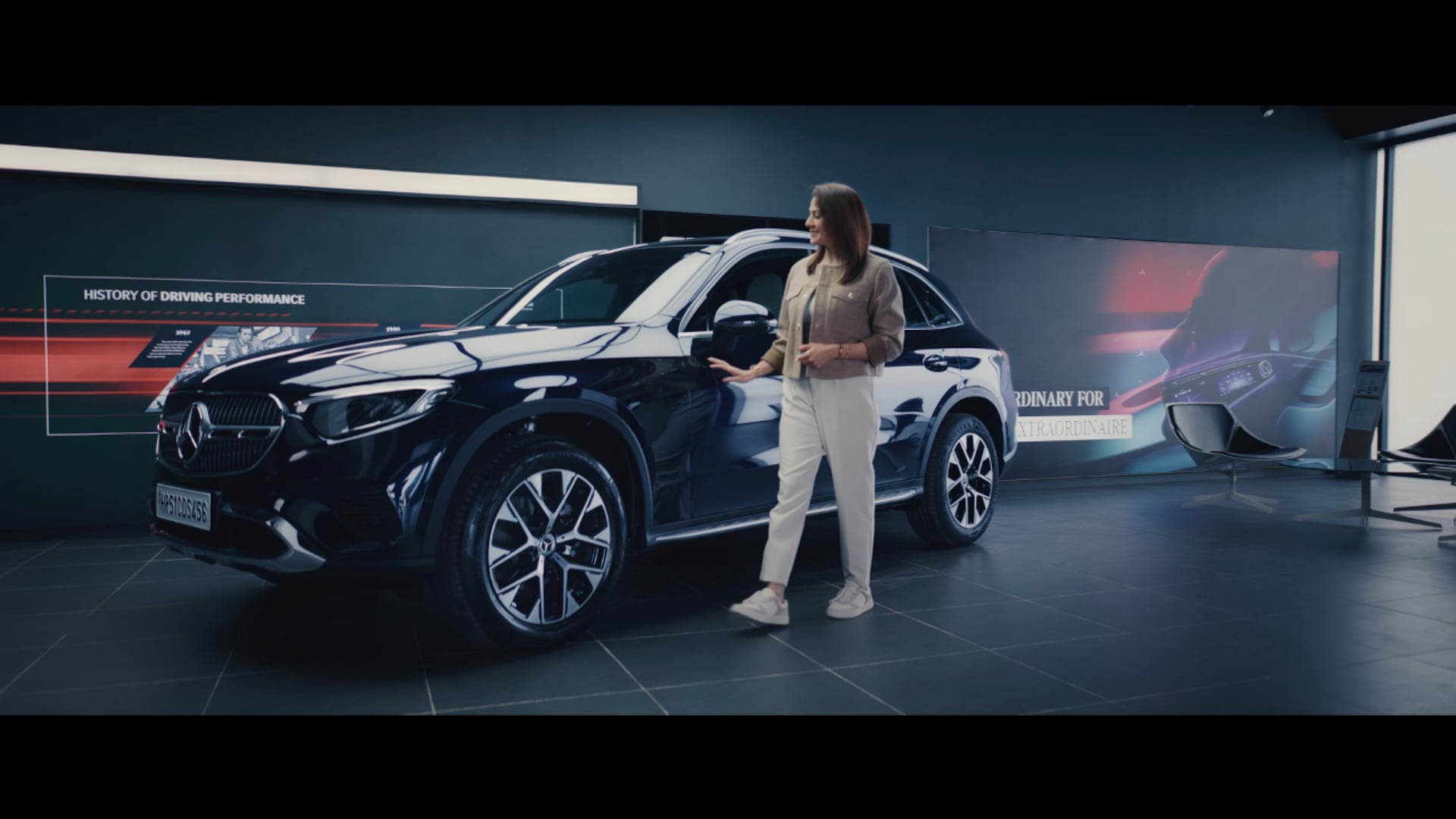 MERCEDES BENZ - UPRADE EXPERIENCE_DCUT