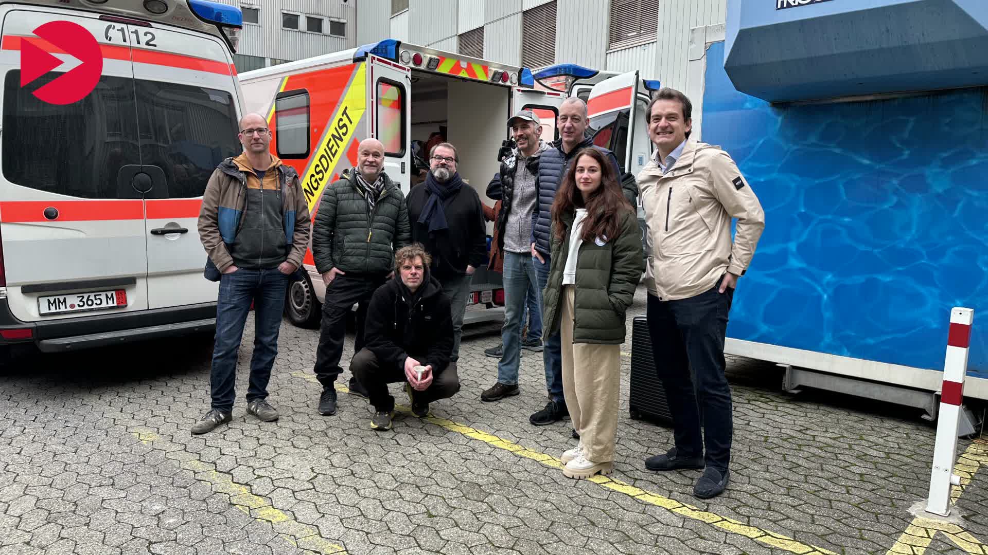 Video Vorschaubild 6 Krankenwagen in die Ukraine überführt
